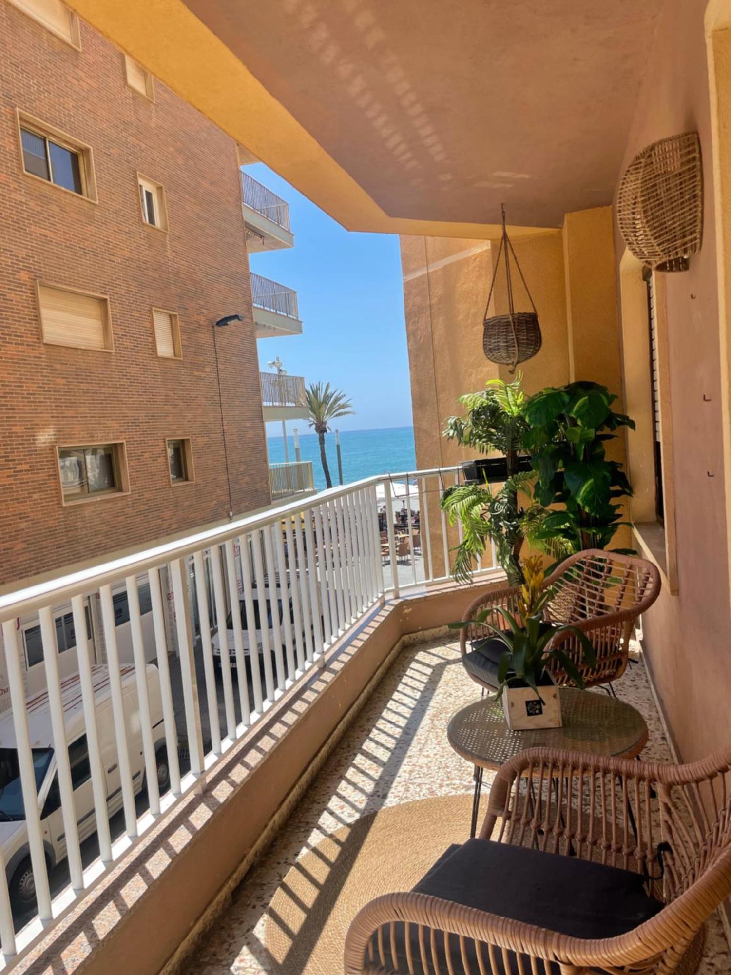 Apartamento Celeste Apartment Torrevieja Exterior photo